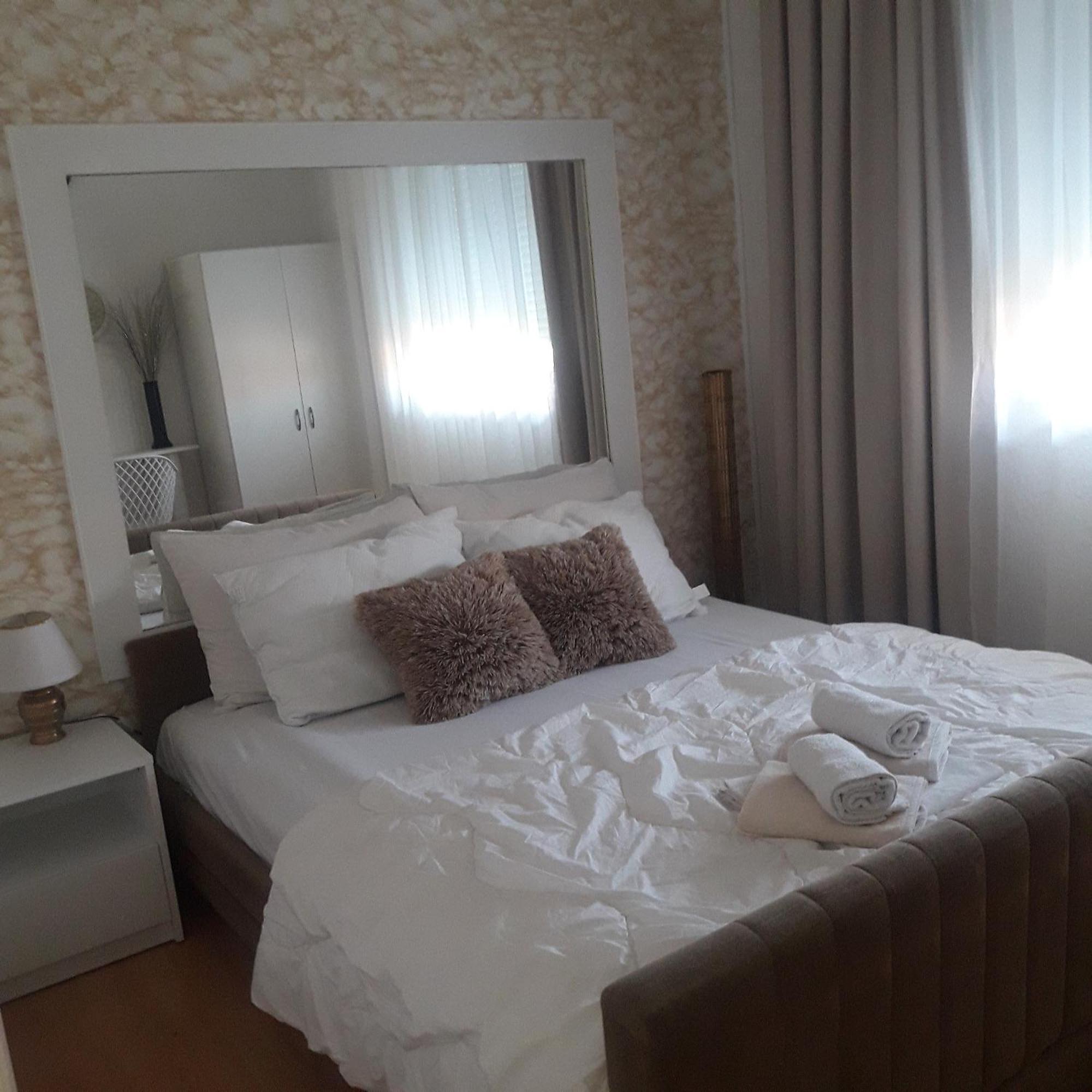 Apartmani Ni Dış mekan fotoğraf
